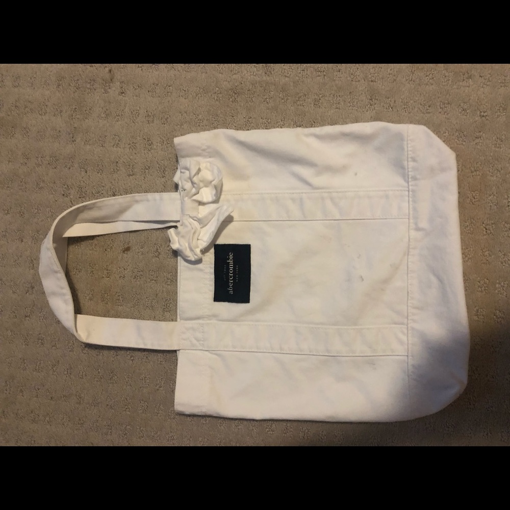 White Abercrombie bag